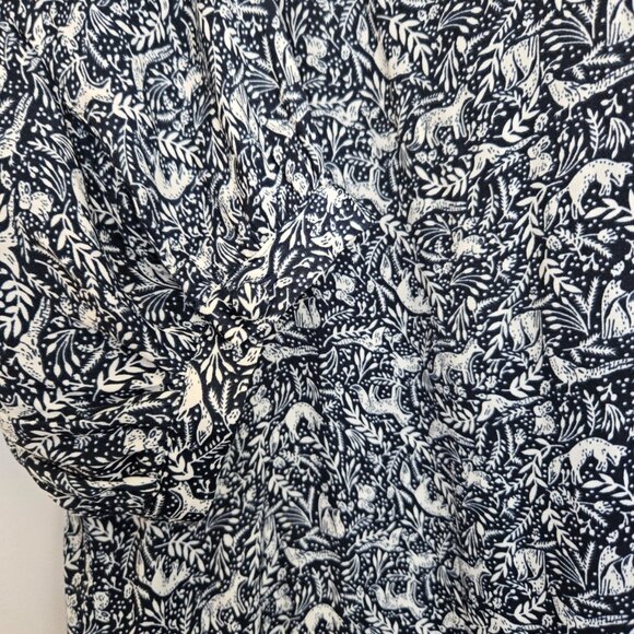 Lauren Conrad Button Front Blouse Ruffle Collar Fox Rabbits Forest Print Size L - Picture 6 of 9